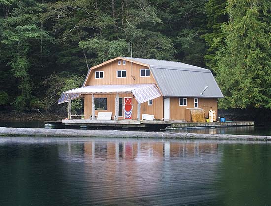 Moresby Explorers floating cabin